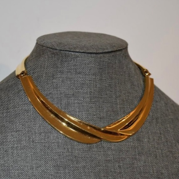 Vintage gold tone Napier choker necklace 10" - Picture 3 of 3